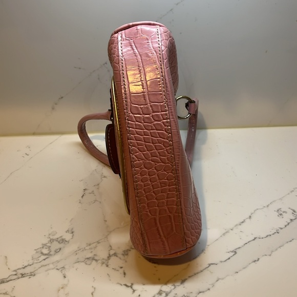 Pink Y2K Guess Purse - Picture 8 of 10